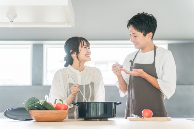 結婚相手の選び方について考える女性